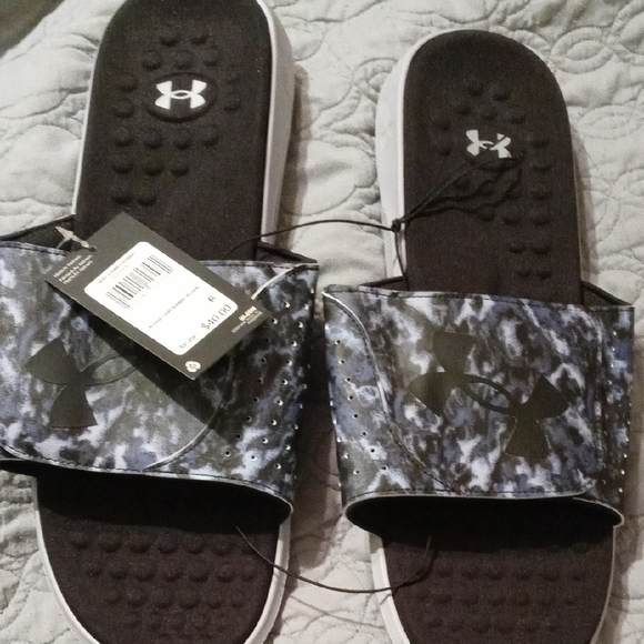Under Armour Other - Under Armour Black and White Slide Sandals